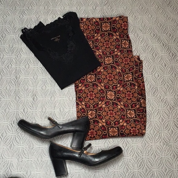 Christopher and Banks midi skirt - Picture 4 of 5